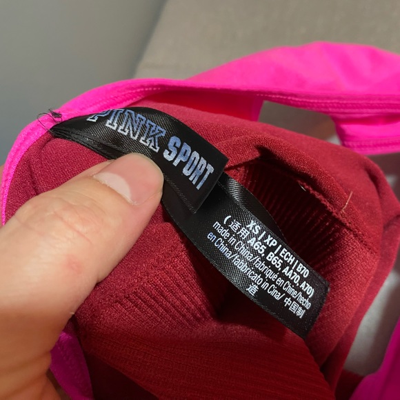 PINK Victoria’s Secret Seamless Lightly Lined Ombré Crop Top - Picture 4 of 5